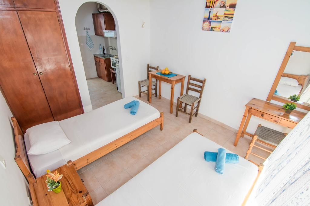 Ferienwohnung Spiti Kritikos Benitses  Exterior foto